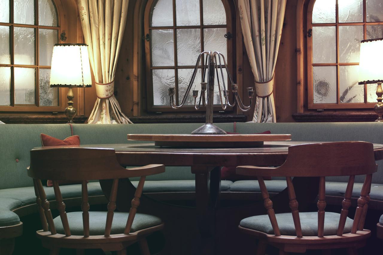 Gruener Baum Hotel Бадгаштейн Экстерьер фото
