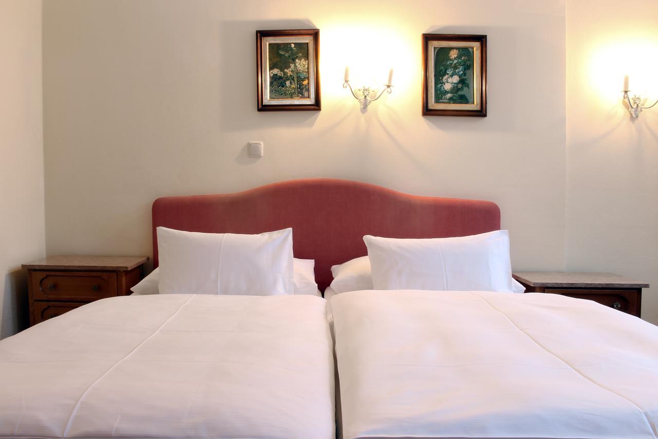 Gruener Baum Hotel Бадгаштейн Номер фото